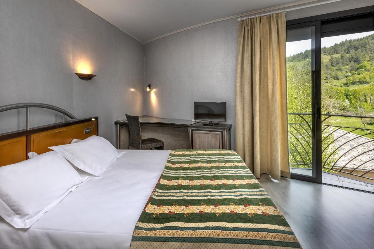 Logis Hotel Restaurant Le Mont Aigoual Meyrueis Zewnętrze zdjęcie